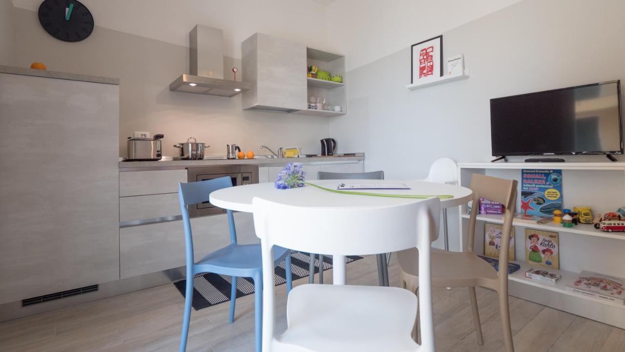 Babyaccommodation Family Experience III Pietra Ligure Exterior foto