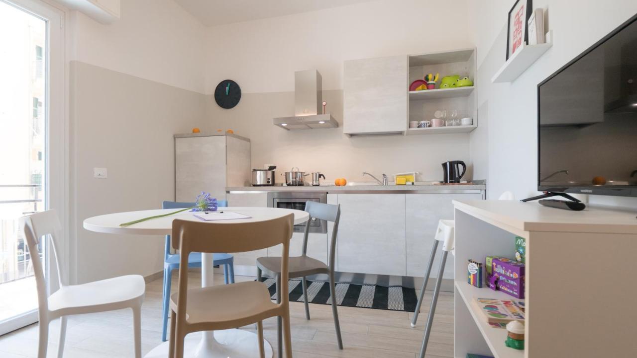 Babyaccommodation Family Experience III Pietra Ligure Exterior foto
